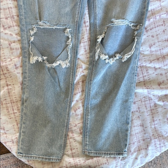 American Eagle Outfitters Light Blue Distressed Straight Jeans size 8 XLong - Picture 4 of 6